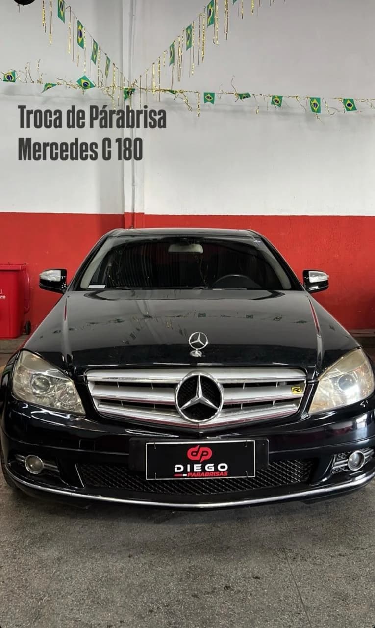 Mercedes-Benz em atendimento na Diego Parabrisas